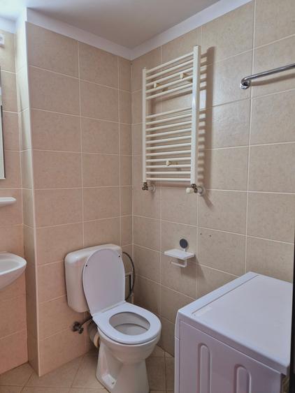 Apartament cu 2 camere semidecomandat, mobilat în Colentina
