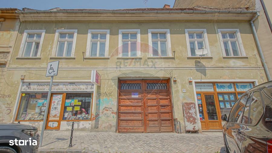 Spațiu comercial, de 299 mp, în Centrul Istoric