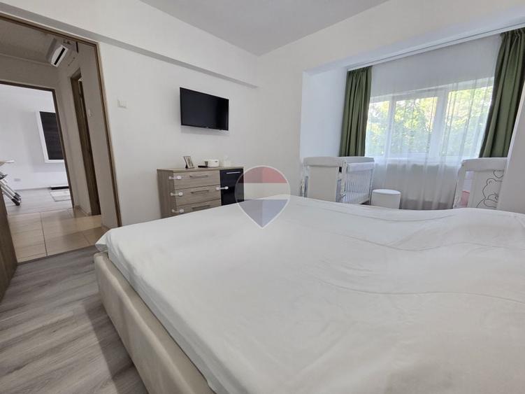 Apartament cu 2 camere decomandat, mobilat în Ultracentral