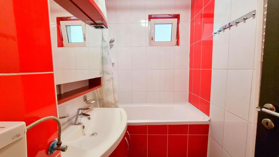 Apartament cu 2 camere semidecomandat, mobilat în Drumul Taberei
