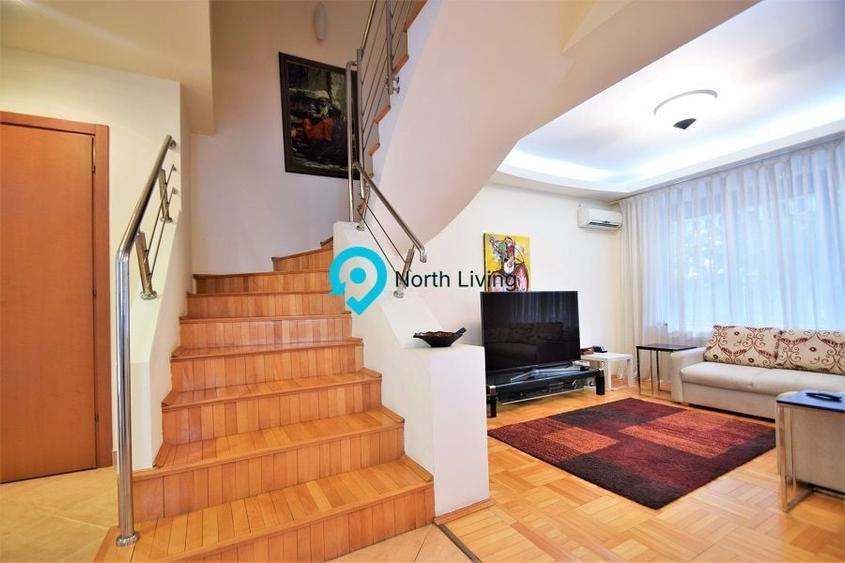Duplex cu 5 camere cu Canalizare în Central