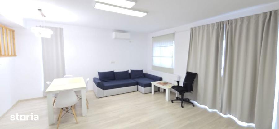 Casă cu 5 camere cu Teren 330 Mp în Ferme
