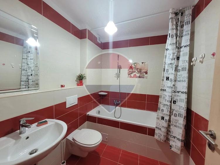 Apartament cu 2 camere decomandat în Tractorul