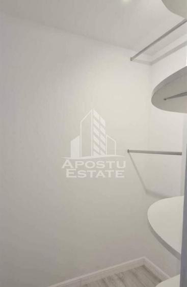 Apartament cu 3 camere decomandat, mobilat în Torontalului