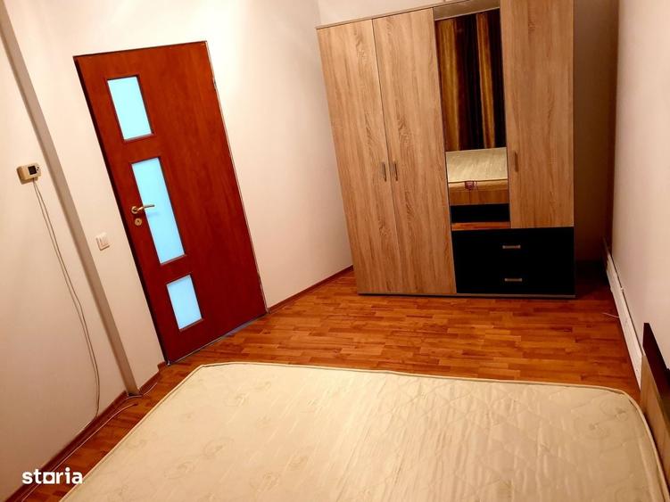 Apartament cu 2 camere în Micro 20