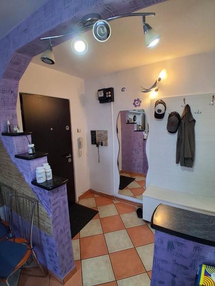 Apartament cu 2 camere semidecomandat în Petru Rareș