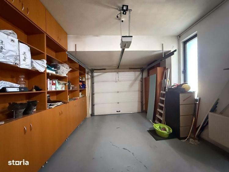 Casă cu 4 camere în Est