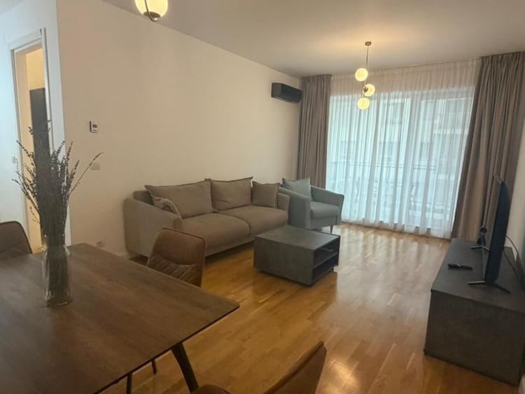 Apartament cu 2 camere decomandat, mobilat în Domenii