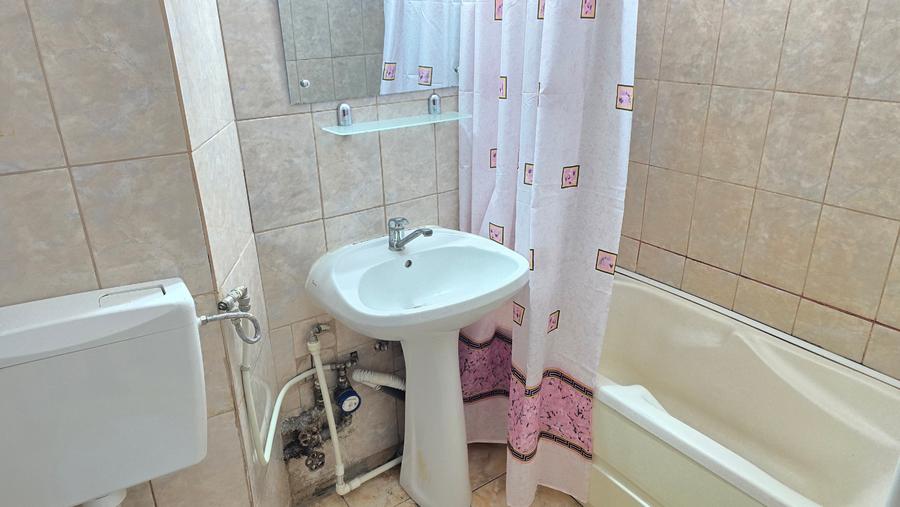 Apartament cu 2 camere decomandat în Gojdu