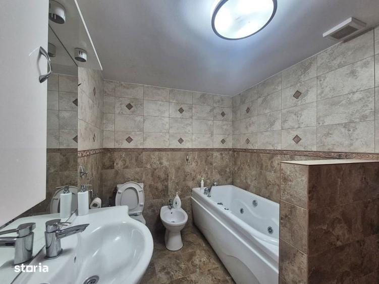 Casă cu 3 camere cu Teren 4820 Mp în Telești