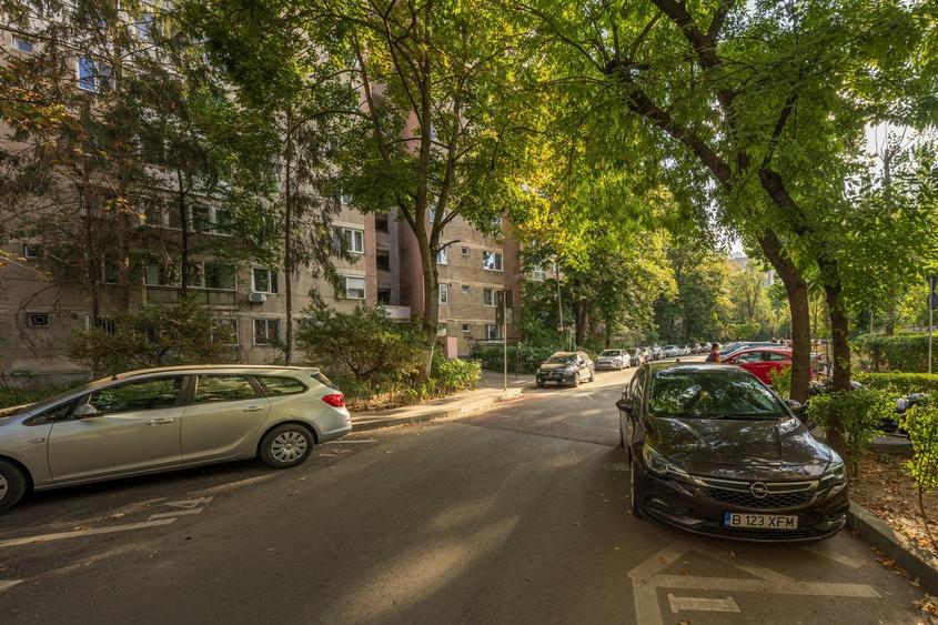 Apartament cu 2 camere decomandat, mobilat în Drumul Taberei