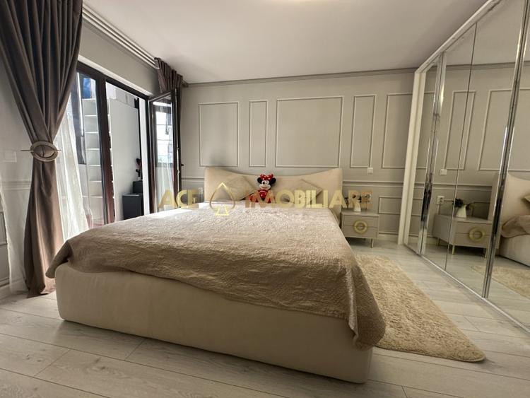 Apartament cu 4 camere semidecomandat, mobilat în Vitan