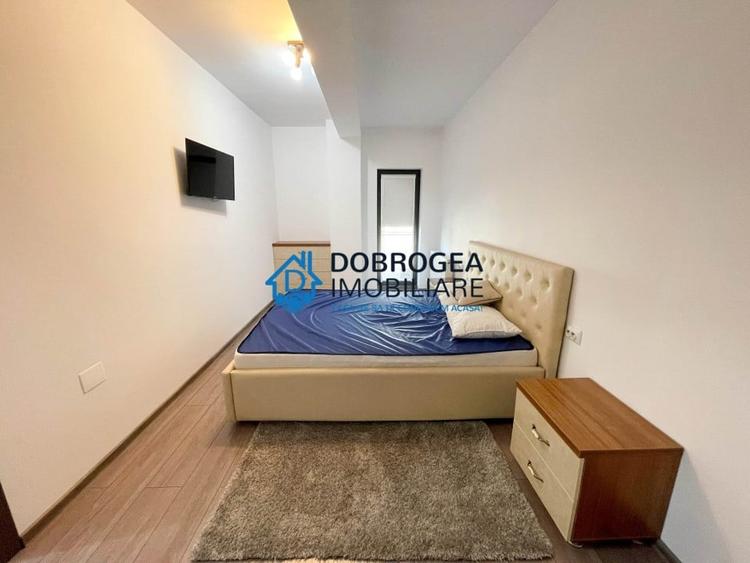 Apartament cu 3 camere decomandat, mobilat în C5