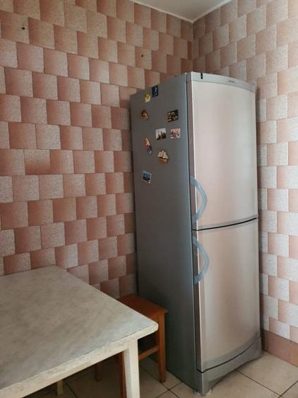 Apartament cu 3 camere decomandat, mobilat în Dristor