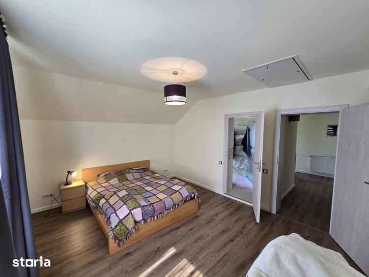 Casă cu 4 camere cu Teren 500 Mp în Berceni
