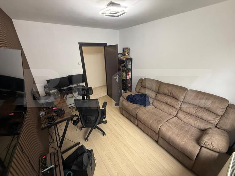Apartament cu 3 camere decomandat, mobilat în Griviței