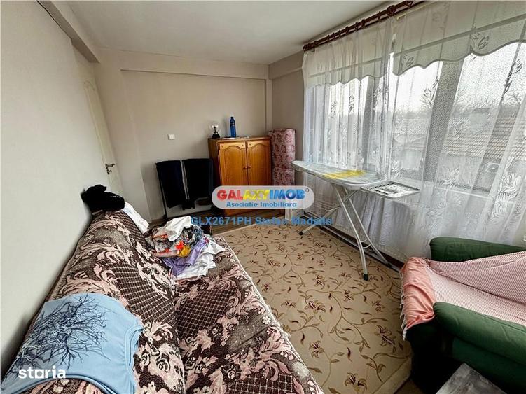 Casă cu 4 camere cu Teren 1712 Mp în Drăgănești