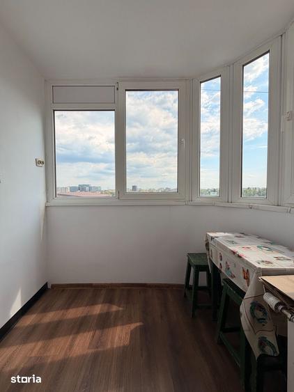 Apartament cu 3 camere în Crângași