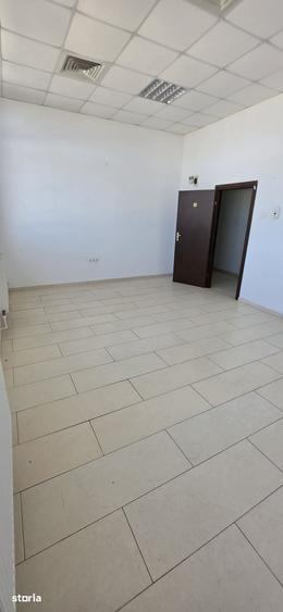Birouri de inchiriat zona Far In cladirea cu Bardi Auto etaj 1 - 2