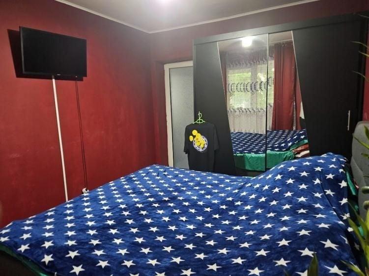 Apartament cu 3 camere semidecomandat în Alexandru Obregia