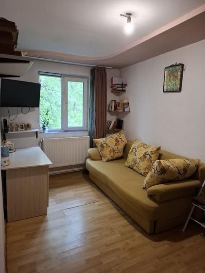 Apartament cu 2 camere decomandat în Boldești