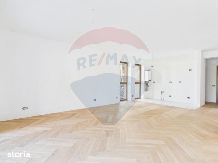 Apartament parter cu 3 camere, curte proprie in inima padurii - Sinaia - 5