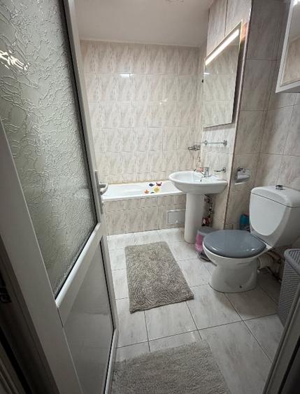 Apartament cu 2 camere decomandat în Gara