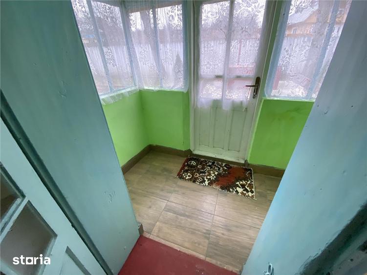 Casă cu 3 camere cu Teren 1000 Mp în Horlești