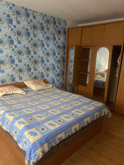Apartament cu 2 camere semidecomandat în Berceni