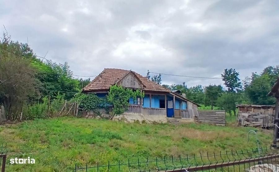 Casă cu 2 camere în Central