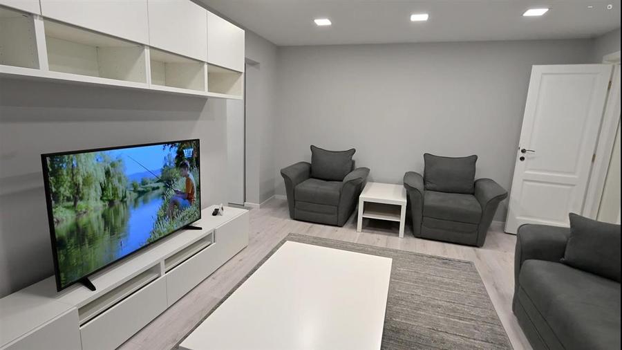 Apartament cu 2 camere semidecomandat, mobilat în Burdujeni