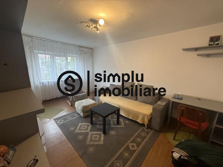 Apartament cu 3 camere decomandat, mobilat în Lăpuș