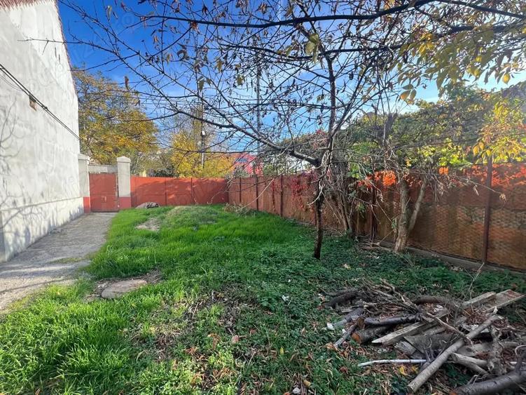 Casă cu 3 camere cu Teren 652 Mp în Pârneava