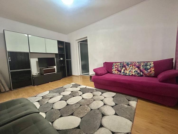 Apartament cu 2 camere, mobilat în Tomis III