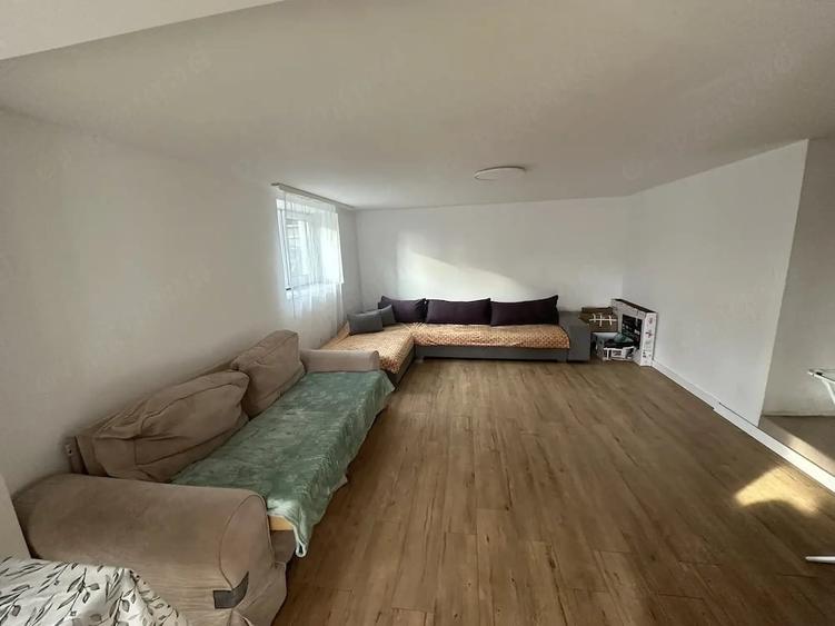 Casă cu 5 camere cu Teren 415 Mp în Baciu
