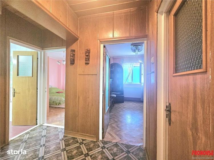 Apartament cu 3 camere decomandat în Ultracentral
