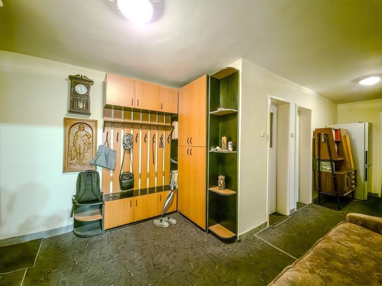 Apartament cu 3 camere decomandat în Grigorescu