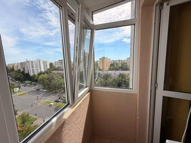 Apartament cu 2 camere decomandat în Drumul Taberei