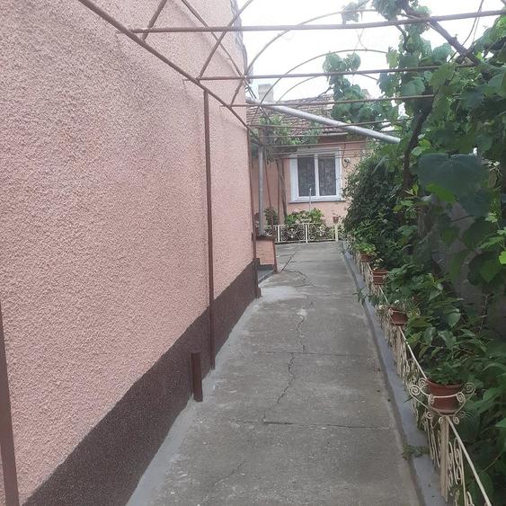 Casă cu 4 camere cu Teren 360 Mp în Micălaca
