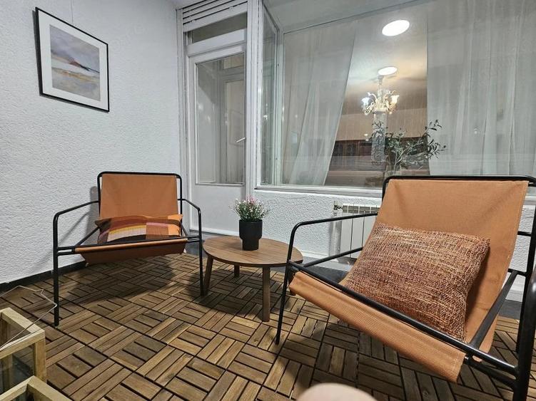Apartament cu 4 camere semidecomandat în Dorobanți