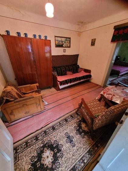 Casă individuală cu 5 camere cu Teren 2000 Mp în Crihalma