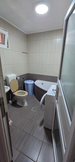 Apartament cu 3 camere în Grădiște