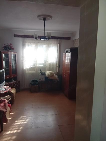 Casă cu 4 camere cu Teren 400 Mp în Alfa