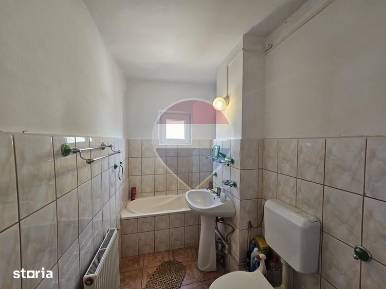 Apartament cu 7 camere în Central
