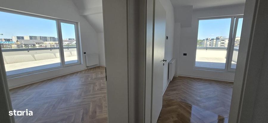 Apartament cu 3 camere în Tractorul