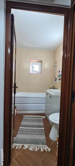 Apartament cu 2 camere decomandat în Micro 17
