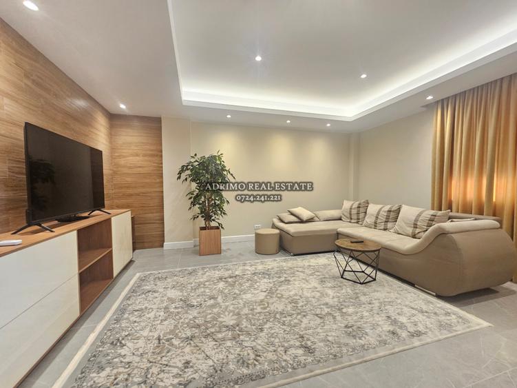 Apartament cu 3 camere semidecomandat în Tomis Plus