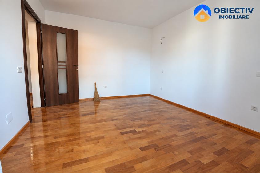 Apartament cu 2 camere decomandat în Dărmănești