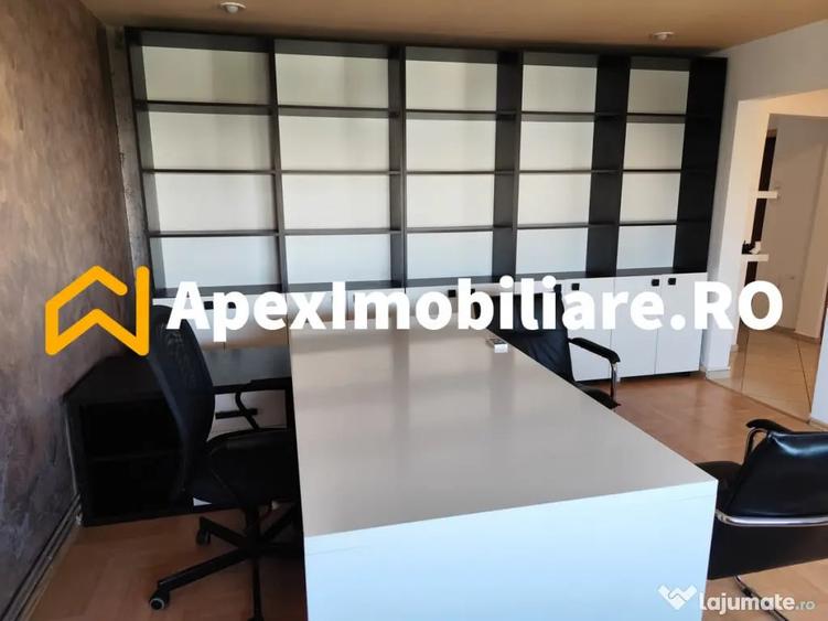 Apartament cu 3 camere decomandat în Vitan