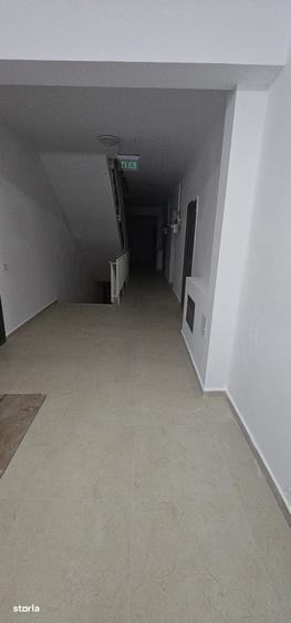 Garsonieră în Roșu